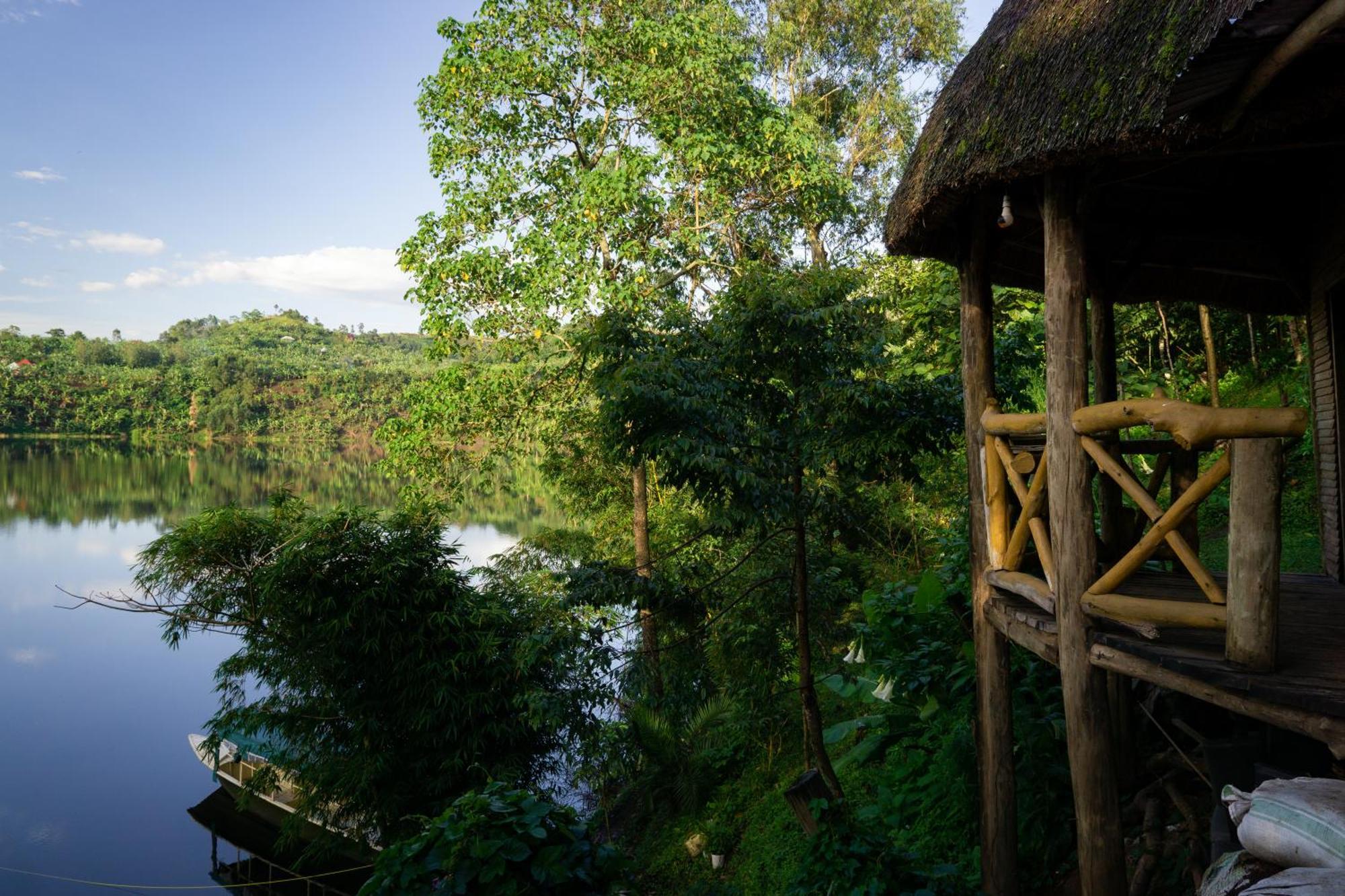 Dave The Cave Eco Lodge And Cultural Campsite Rubirizi Exterior foto